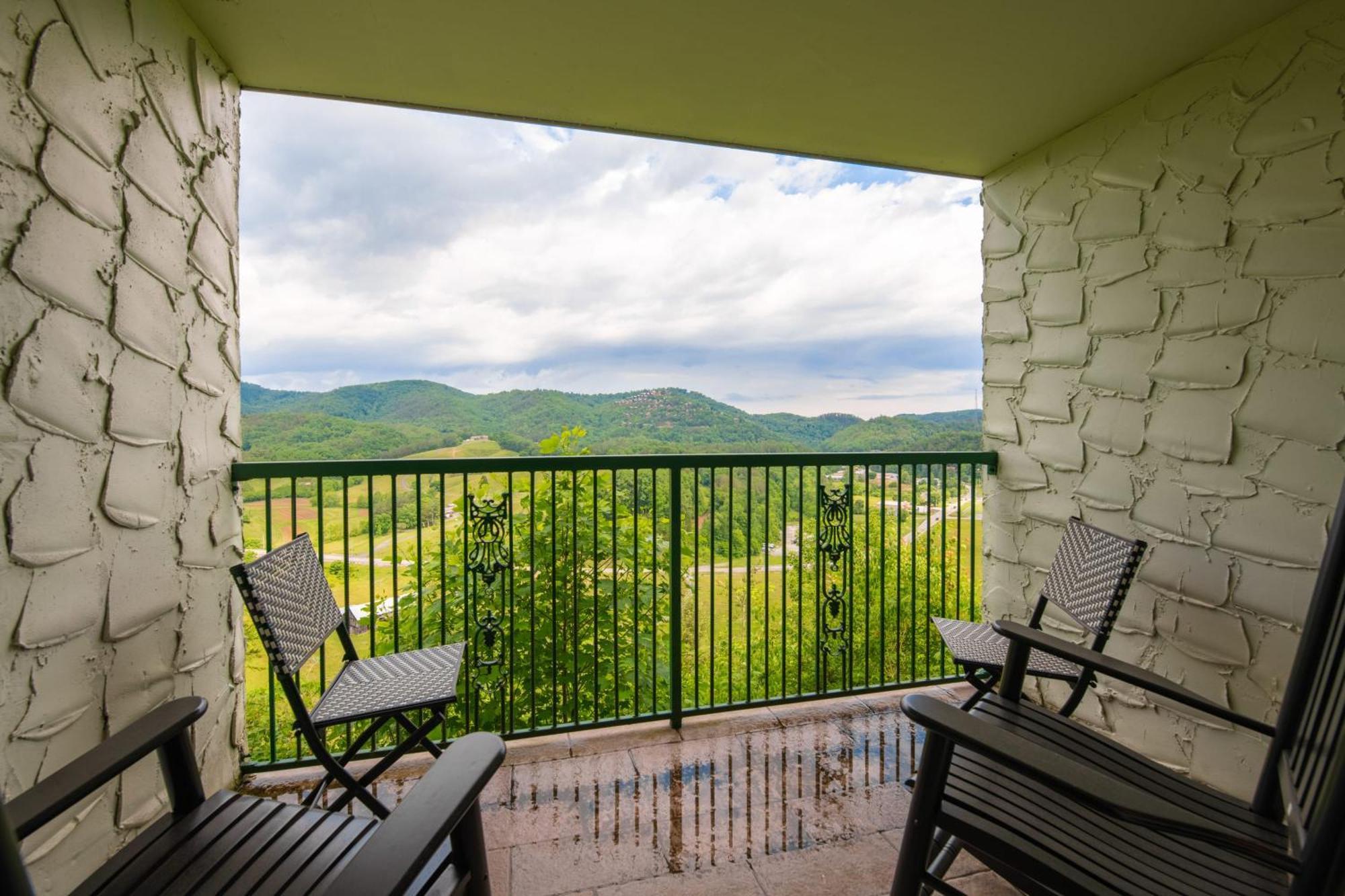 Mountain Views At Dolly'S Castle Unit 3 Villa เซอเวียร์วีล ภายนอก รูปภาพ